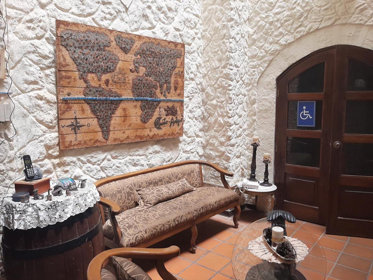 Hotel Quito Antiguo Kültér fotó