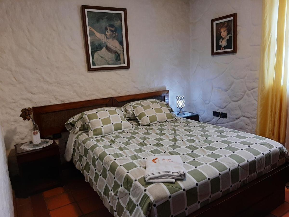 Hotel Quito Antiguo Kültér fotó