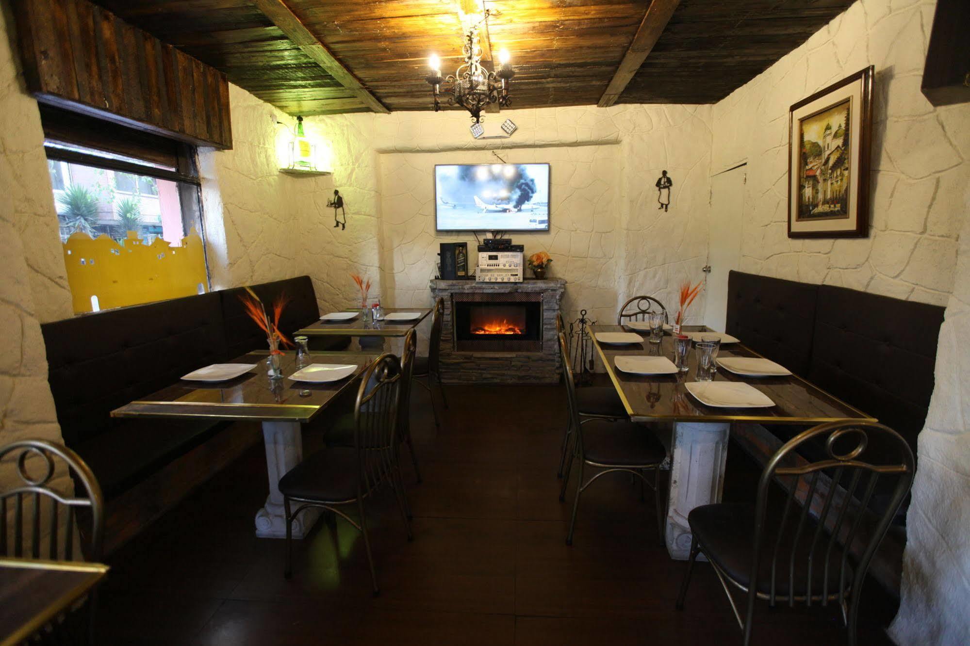 Hotel Quito Antiguo Kültér fotó